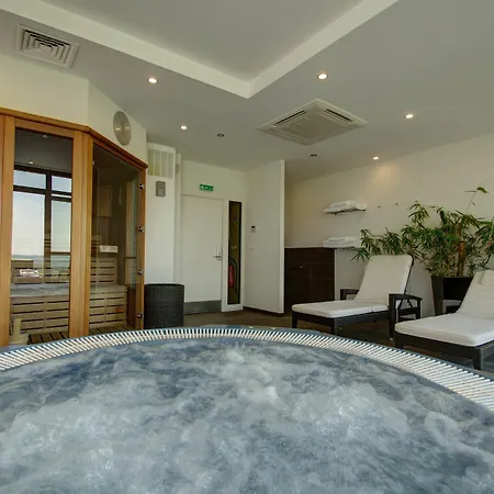 Du Golf Hotel 3*